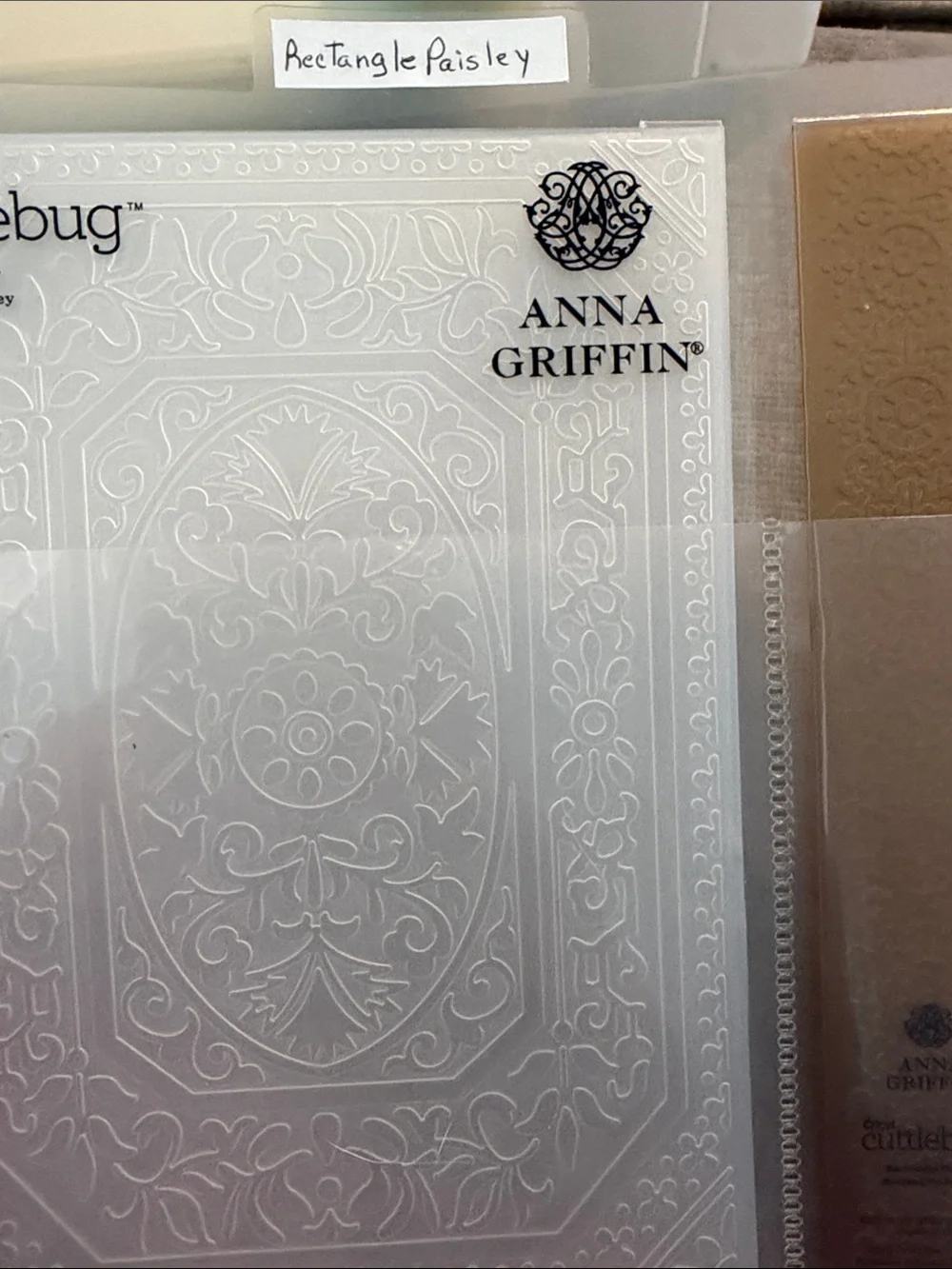 Cricut Anna Griffin rectangle paisley embossing Folder